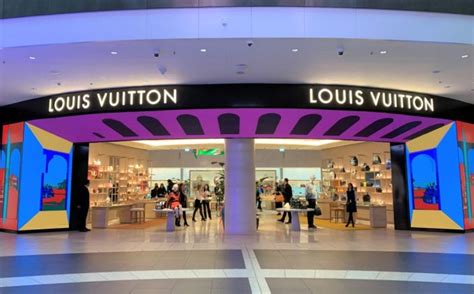 lv rome italy|buying louis vuitton in italy.